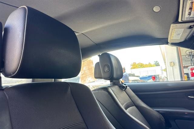 Used 2013 BMW 335i Convertible RWD image 16