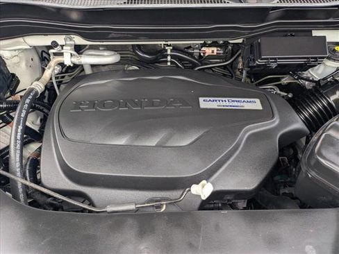 Certified 2017 Honda Pilot LX image 21