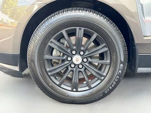 Used 2016 Cadillac SRX Luxury w/ Driver Awareness Package FWD image 33