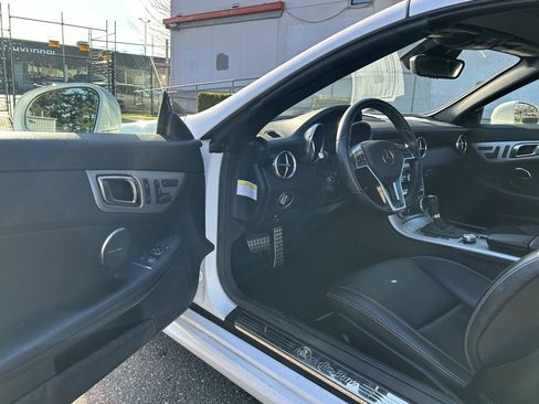 Used 2014 Mercedes-Benz SLK 250 SLK 250 image 9