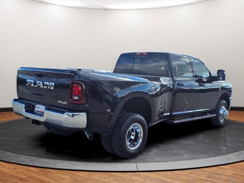 New 2026 RAM 3500 Tradesman AWD/4WD image 13