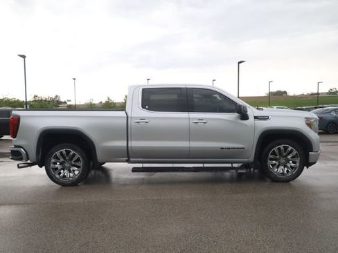 Used 2019 GMC Sierra 1500 SLE w/ SLE Value Package RWD image 4