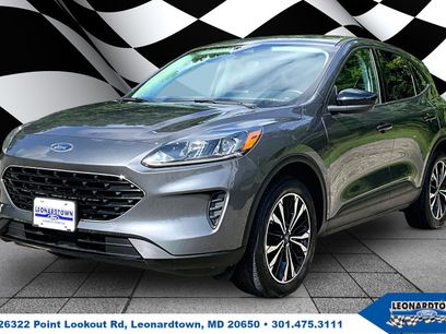 Certified 2022 Ford Escape SE w/ SE Sport Appearance Package