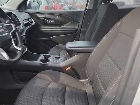 Used 2022 GMC Terrain SLE w/ Driver Convenience Package image 11