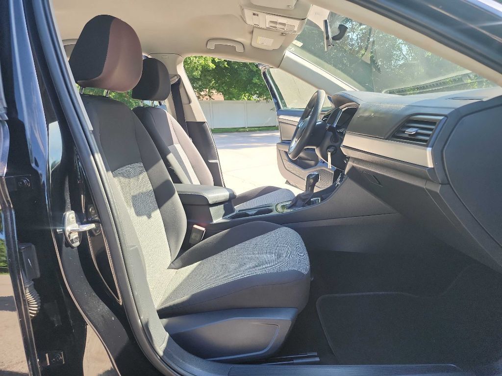 Used 2019 Volkswagen Jetta S w/ Driver Assistance Package FWD image 28