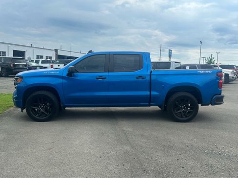 Used 2022 Chevrolet Silverado 1500 Custom AWD/4WD image 4
