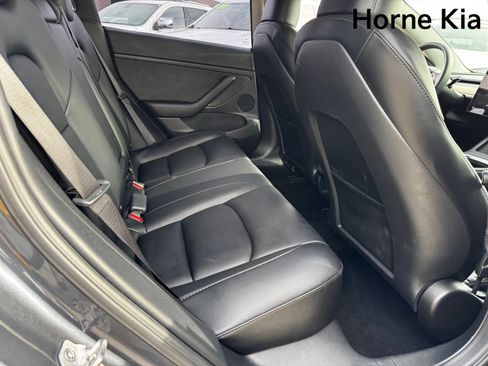 Used 2023 Tesla Model 3 Standard Range image 25