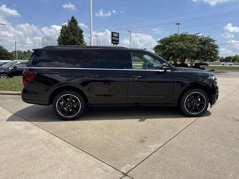 Used 2023 Ford Expedition Max Limited AWD/4WD image 4