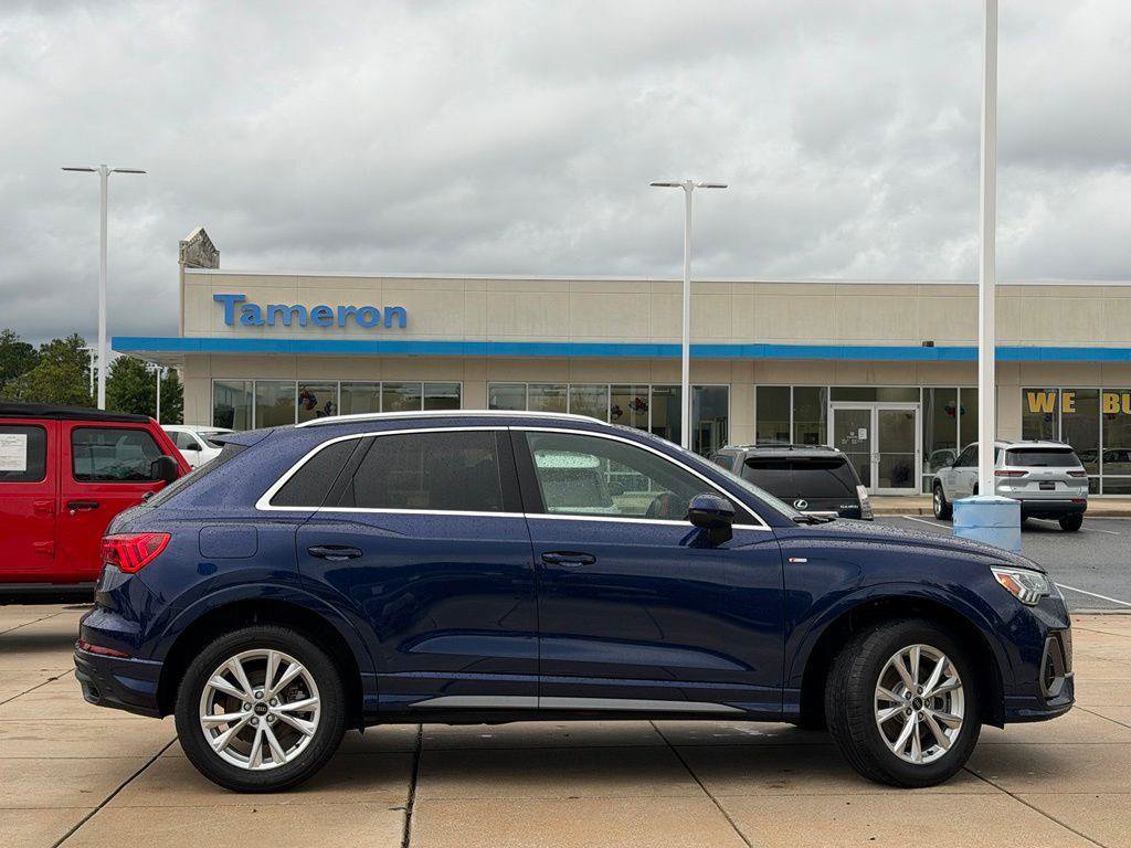 Used 2025 Audi Q3 2.0T Premium AWD/4WD image 5