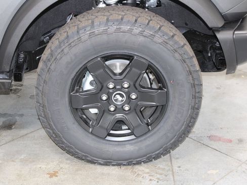 New 2025 Ford Bronco Big Bend w/ Black Diamond Package image 12