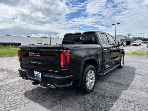 Used 2024 GMC Sierra 1500 Denali w/ Technology Package AWD/4WD image 7