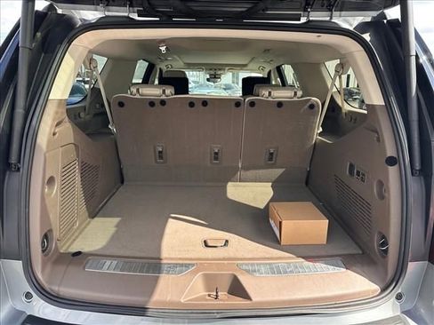 Certified 2023 GMC Yukon XL Denali w/ Denali Reserve Package image 33