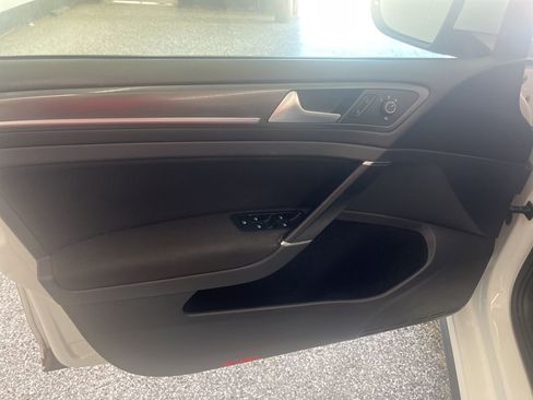 Used 2018 Volkswagen GTI S image 13