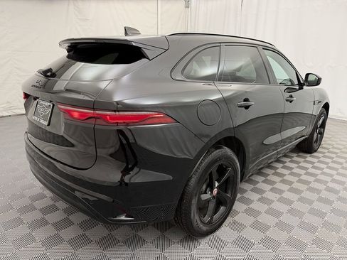 Used 2022 Jaguar F-PACE S image 4