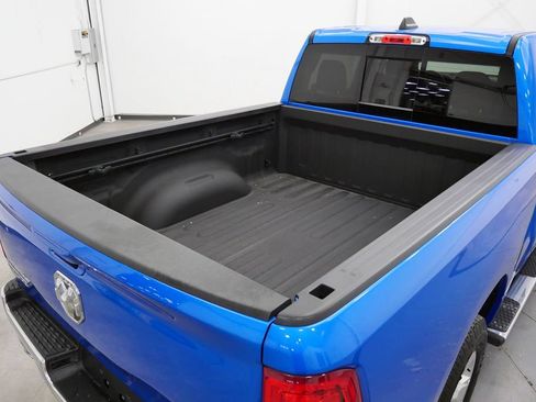 Used 2022 RAM 1500 Big Horn AWD/4WD image 39