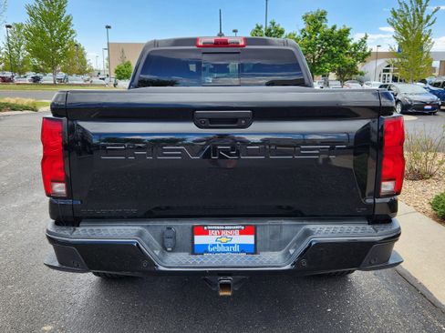 Used 2024 Chevrolet Colorado LT w/ LT Convenience Package III AWD/4WD image 12