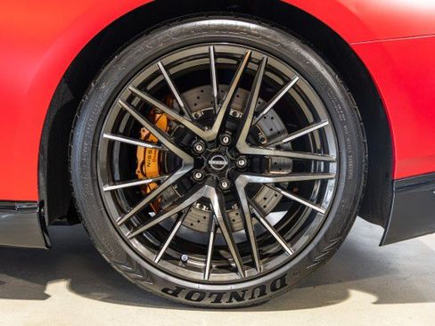 Used 2023 Nissan GT-R Premium w/ Premium Interior Package AWD/4WD image 23