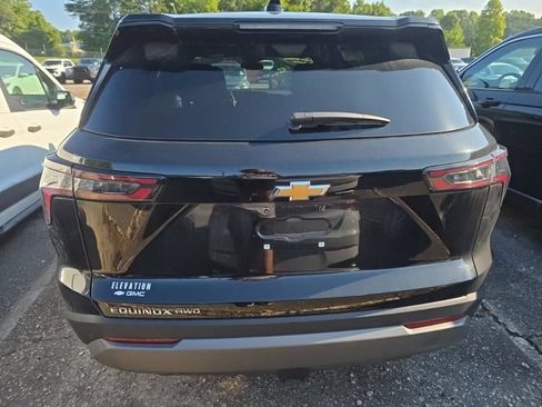Used 2025 Chevrolet Equinox LT AWD/4WD image 8