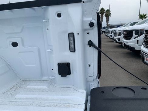 New 2026 GMC Sierra 1500 SLT w/ SLT Premium Package image 11