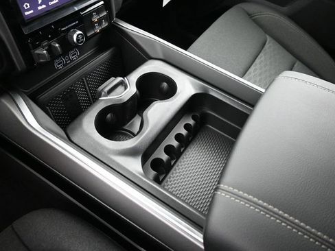 New 2026 RAM 1500 4x4 Crew Cab image 24