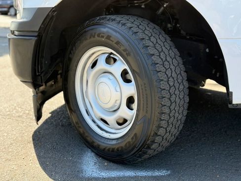 Used 2018 Ford F150 XL w/ Equipment Group 101A Mid RWD image 11