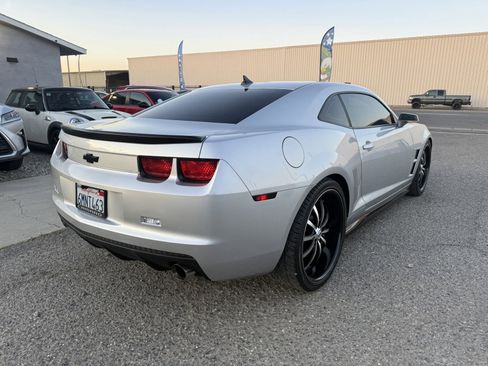 Used 2010 Chevrolet Camaro LS image 4