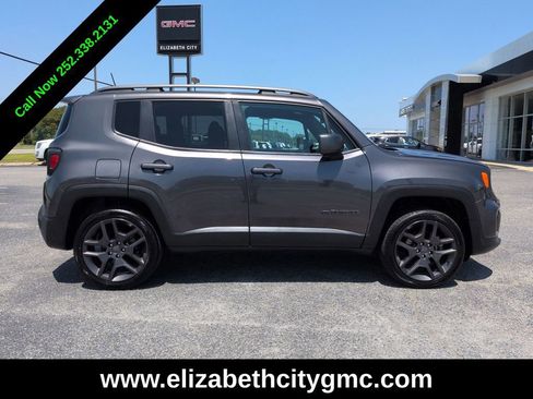Used 2021 Jeep Renegade Latitude w/ Convenience Group AWD/4WD image 3