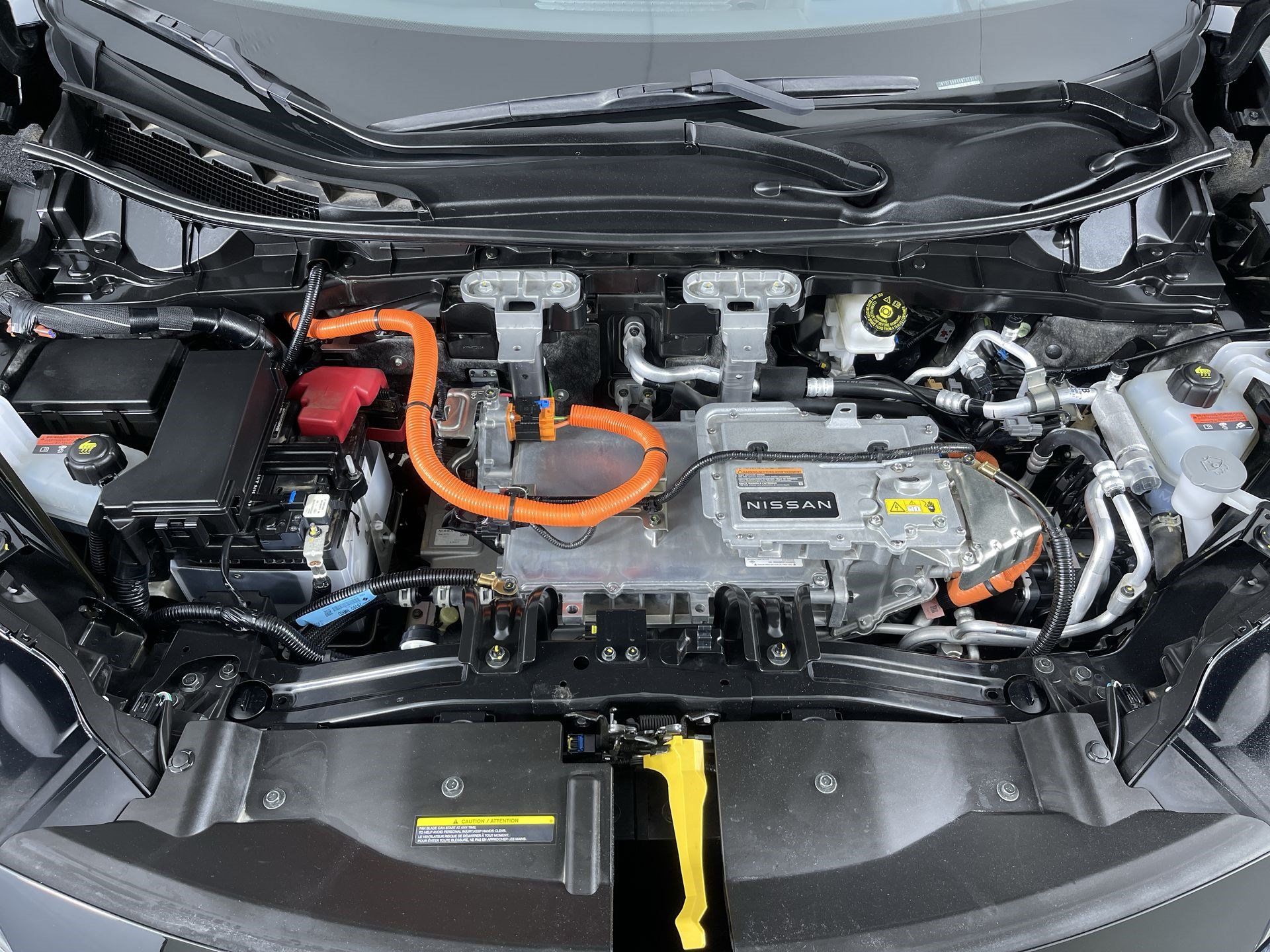 Certified 2024 Nissan Ariya AWD image 28