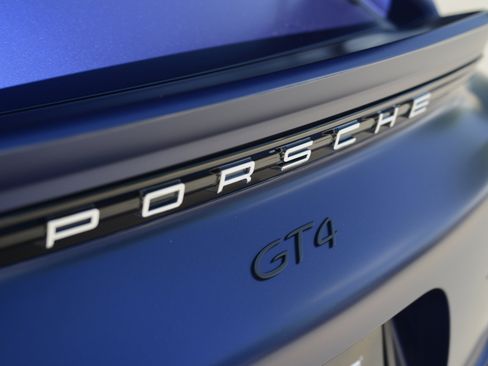 Certified 2022 Porsche 718 Cayman GT4 RWD image 29