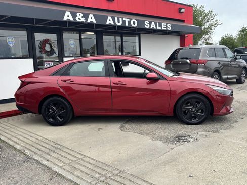 Used 2021 Hyundai Elantra SEL FWD image 14