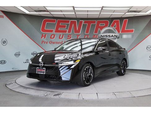 New 2026 Nissan Sentra SR w/ SR Premium Package image 2