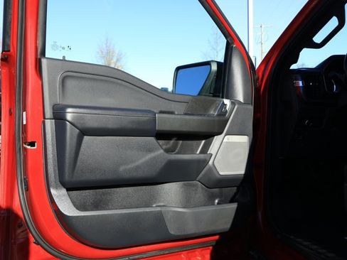 Used 2022 Ford F150 XLT w/ Equipment Group 302A High image 22