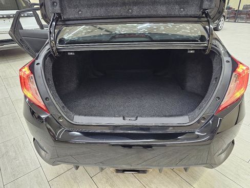 Used 2020 Honda Civic Sport image 11