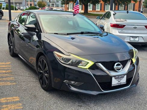 Used 2016 Nissan Maxima SR FWD image 3