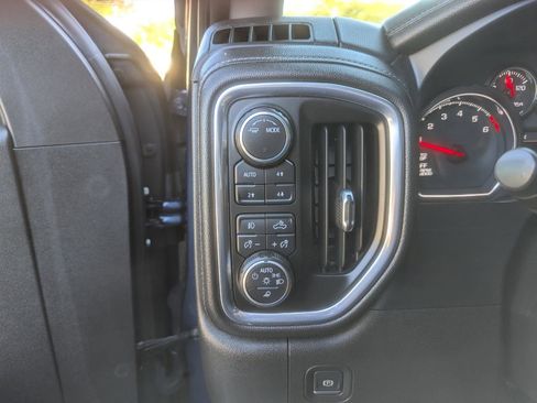 Used 2021 Chevrolet Silverado 1500 LTZ w/ Z71 Off-Road Package AWD/4WD image 14