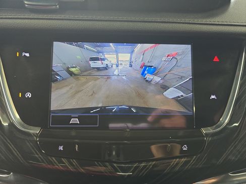 Used 2023 Cadillac XT6 Premium Luxury AWD/4WD image 24