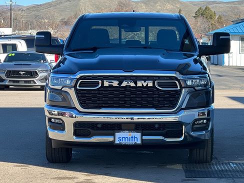 New 2026 RAM 1500 Big Horn AWD/4WD image 3