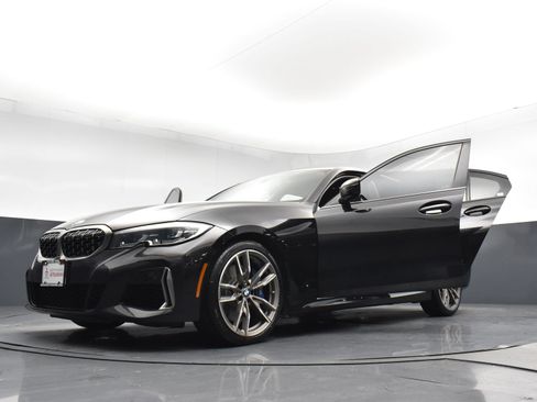 Used 2020 BMW M340i xDrive w/ Driving Assistance Package AWD/4WD image 30