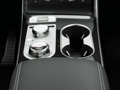 New 2026 Genesis GV70 2.5T AWD/4WD image 19