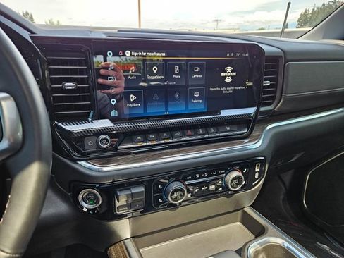 Used 2024 Chevrolet Silverado 1500 RST AWD/4WD image 10