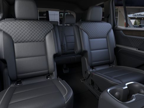 New 2026 GMC Acadia Denali w/ Super Cruise Package FWD image 17