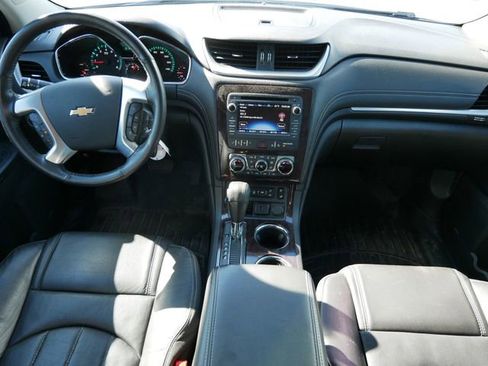 Used 2017 Chevrolet Traverse Premier image 5