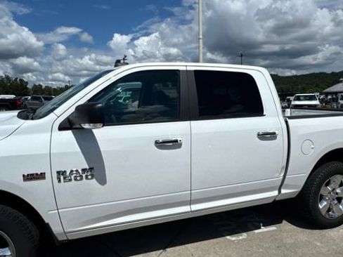 Used 2017 RAM 1500 Big Horn AWD/4WD image 13