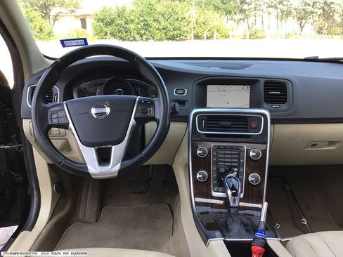 Used 2015 Volvo S60 T5 Platinum FWD image 8