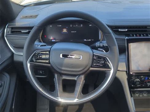 New 2025 Jeep Grand Cherokee Overland w/ Trailer Tow Package image 23