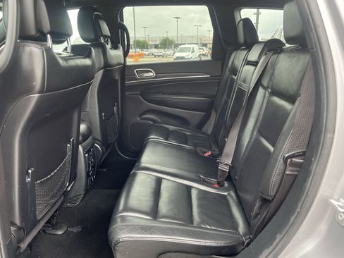 Used 2020 Jeep Grand Cherokee Limited AWD/4WD image 31