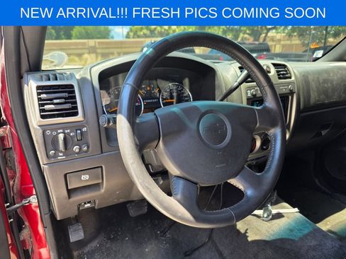 Used 2011 Chevrolet Colorado LT AWD/4WD image 7