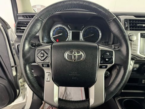 Used 2019 Toyota 4Runner SR5 Premium image 13