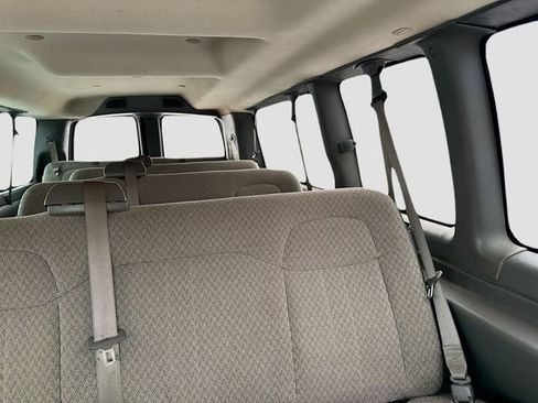 Used 2016 Chevrolet Express 3500 LT w/ LT Preferred Equipment Group image 19