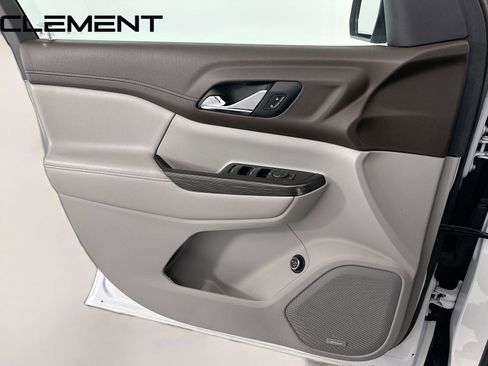 Used 2019 GMC Acadia SLT w/ LPO, Cargo Package image 28